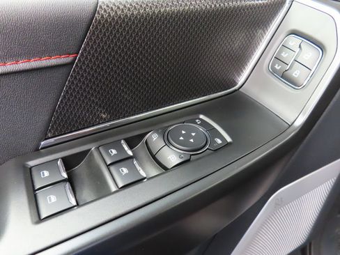 Used 2025 Ford F150 Raptor AWD/4WD image 77
