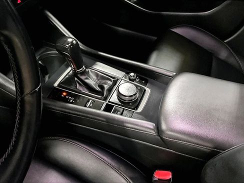 Used 2021 MAZDA MAZDA3 s image 14