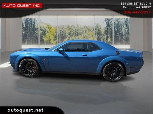 Used 2020 Dodge Challenger R/T Scat Pack RWD image 8