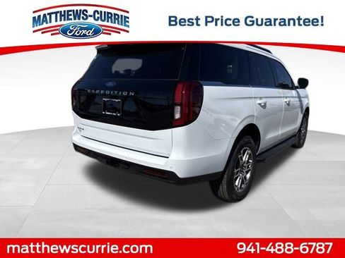 New 2026 Ford Expedition Active image 4