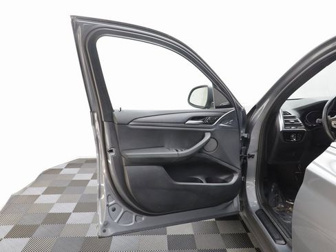 Certified 2024 BMW X3 xDrive30i w/ Premium Package w/ZPA image 5