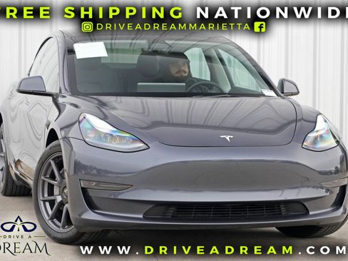 Used 2023 Tesla Model 3 Standard Range image 2