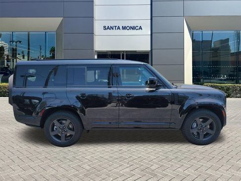 New 2026 Land Rover Defender 130 X-Dynamic SE AWD/4WD image 6