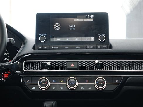 Used 2022 Honda Civic EX image 17