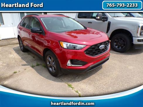 Used 2023 Ford Edge SEL w/ Sport Appearance Package image 1