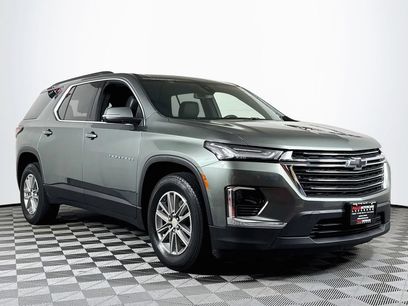 Used 2022 Chevrolet Traverse LT