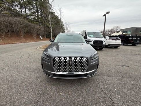 New 2026 Lincoln Corsair Premiere image 2