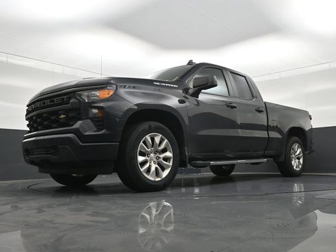 Used 2023 Chevrolet Silverado 1500 Custom RWD image 23