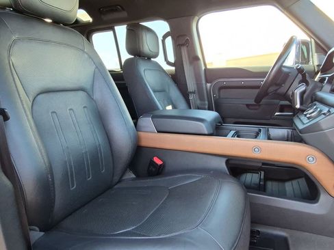 Used 2020 Land Rover Defender 110 X AWD/4WD image 26