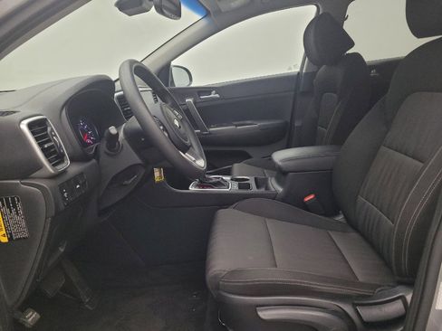 Used 2021 Kia Sportage LX FWD image 17