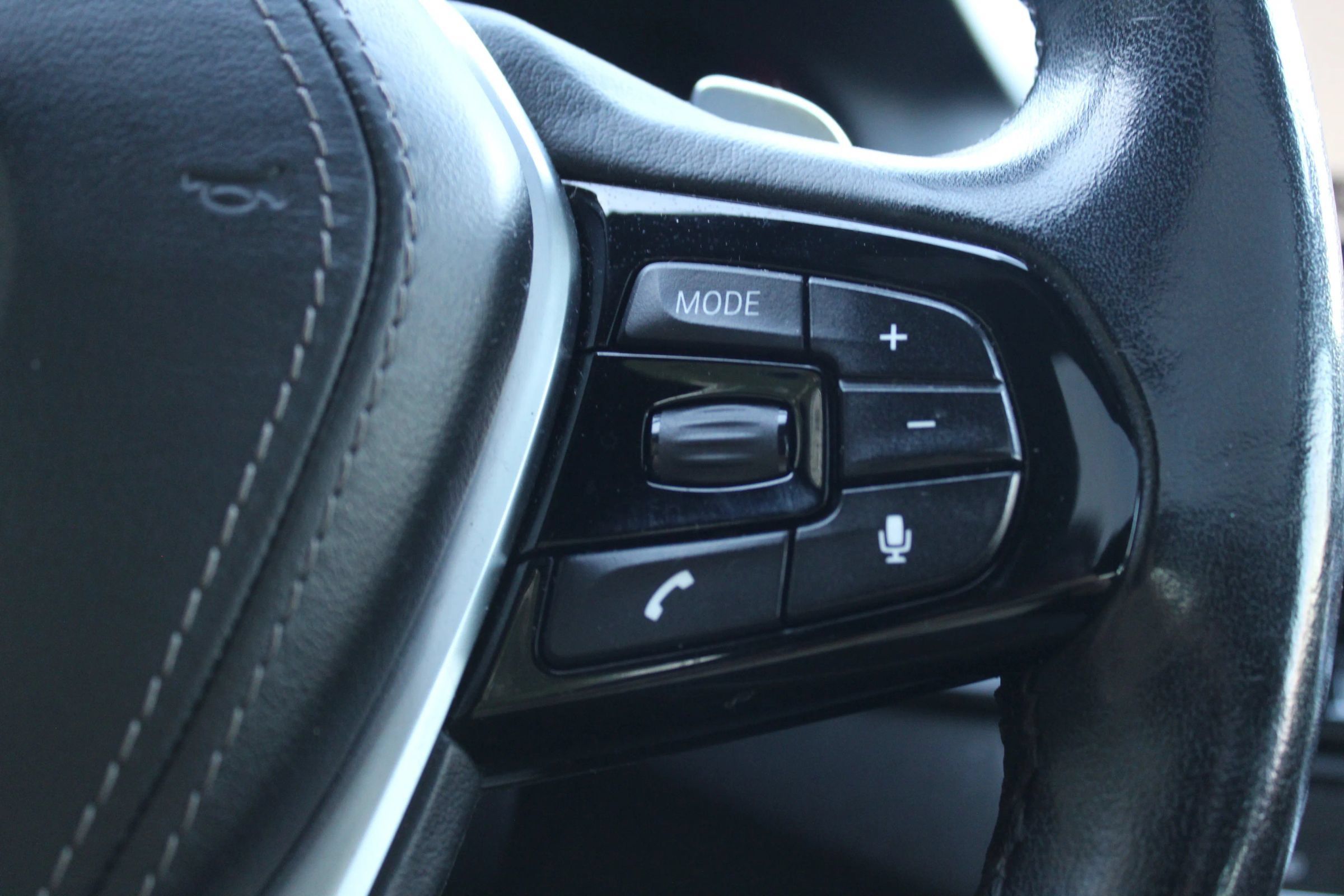 Used 2019 BMW 530e xDrive AWD/4WD image 27