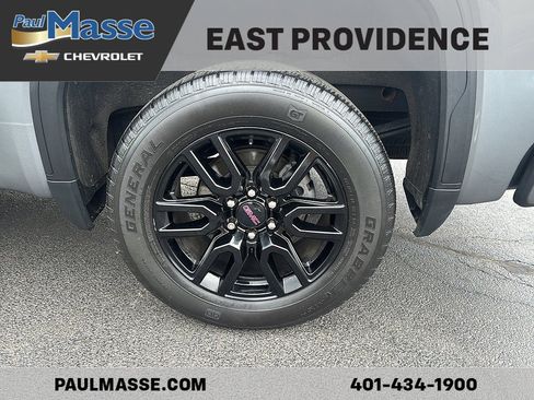Used 2021 GMC Sierra 1500 Elevation w/ LPO, Elevation Black Package AWD/4WD image 9