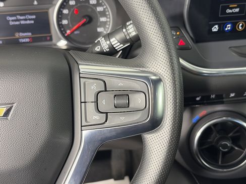 Used 2025 Chevrolet Blazer LT image 30