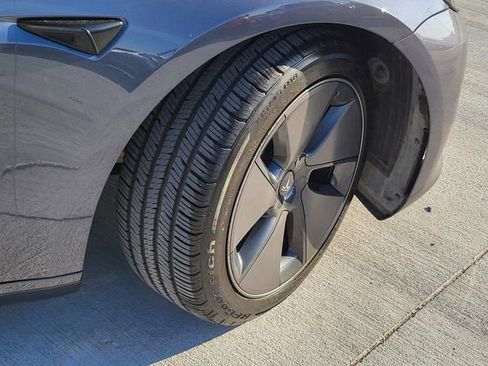 Used 2023 Tesla Model 3 Standard Range image 6