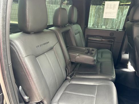 Used 2013 Ford F250 Platinum w/ FX4 Off Road Pkg AWD/4WD image 29
