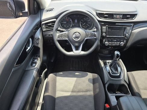 Used 2019 Nissan Rogue Sport SV AWD/4WD image 28