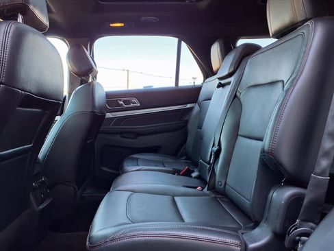 Used 2016 Ford Explorer Sport w/ Equipment Group 401A image 8