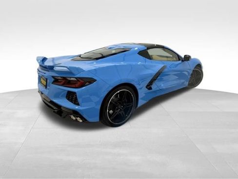 Used 2022 Chevrolet Corvette Stingray Premium Cpe w/ Z51 Performance Package image 5