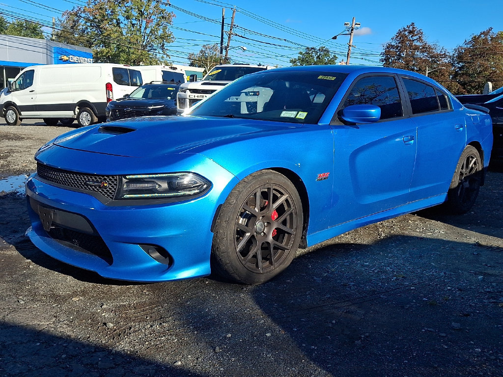 Used 2016 Dodge Charger R/T Scat Pack w/ Technology Group RWD image 3