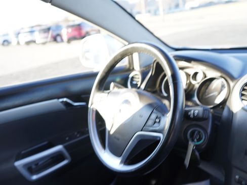 Used 2012 Chevrolet Captiva Sport LS image 24