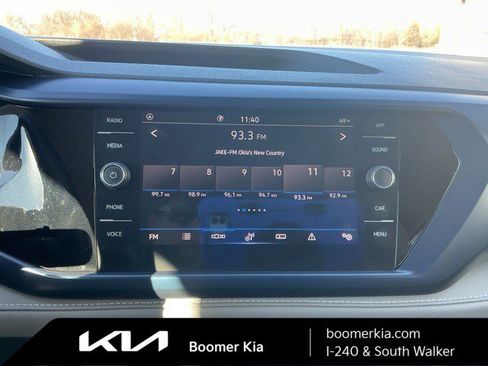 Used 2024 Volkswagen Taos SE image 22