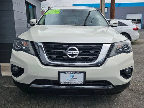 Used 2018 Nissan Pathfinder Platinum AWD/4WD image 7