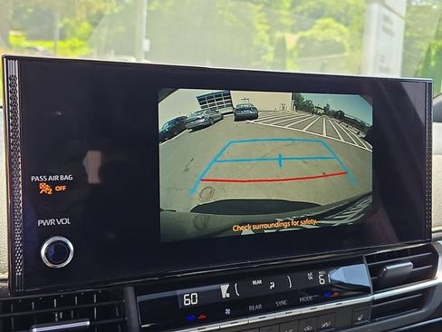 Used 2025 Toyota Sienna XLE Woodland Edition AWD/4WD image 18