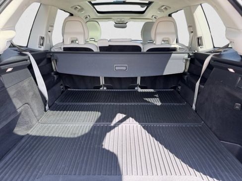 Used 2024 Volvo XC90 T8 Ultimate w/ Protection Package Premier AWD/4WD image 19