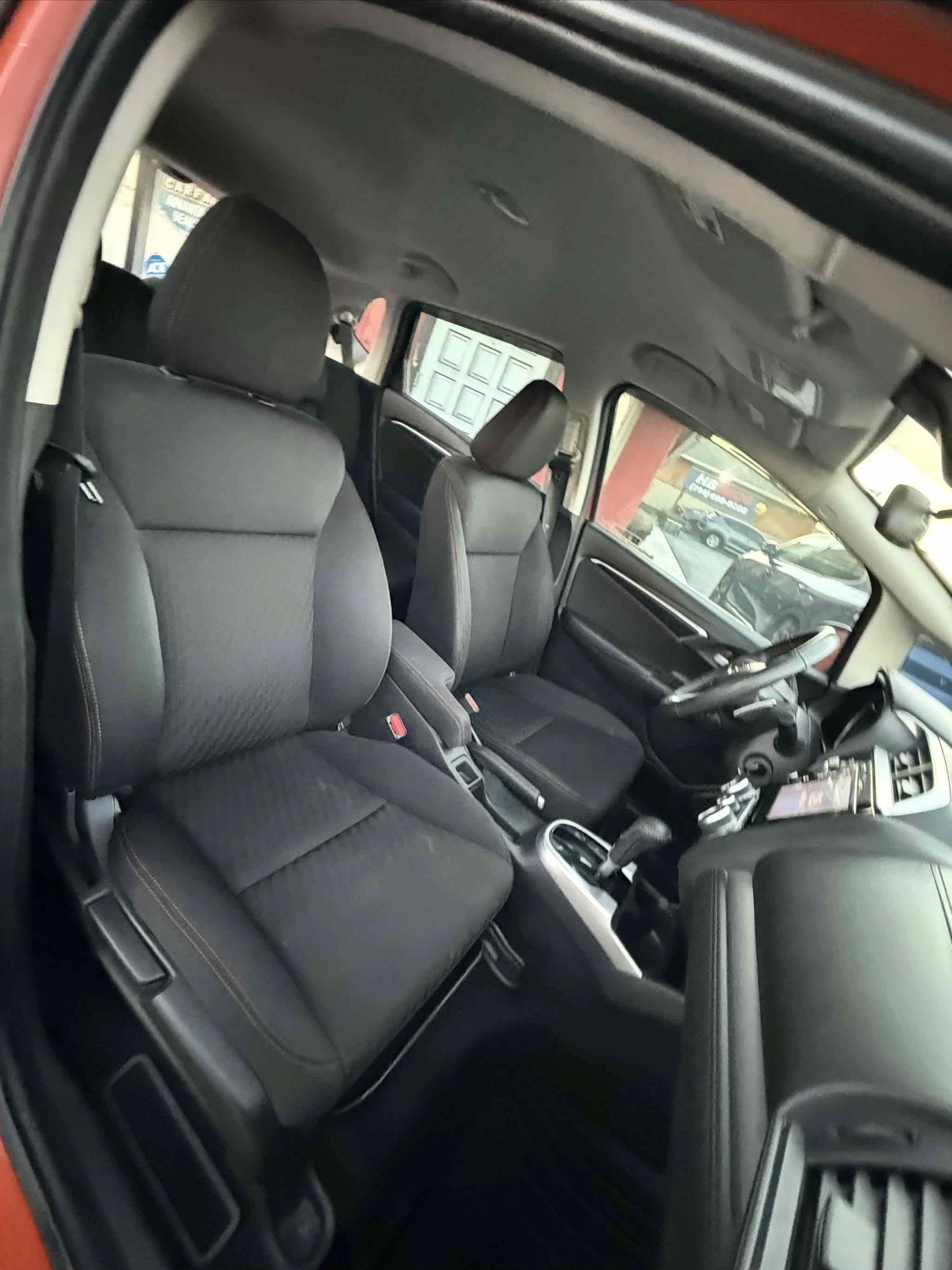 Used 2018 Honda Fit Sport image 43