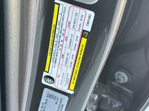 New 2026 RAM 1500 Laramie w/ Sport Appearance Package AWD/4WD image 26