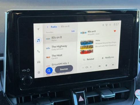 Used 2024 Toyota Corolla Cross XLE image 17