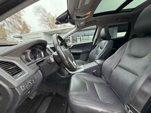 Used 2015 Volvo XC60 T5 image 8