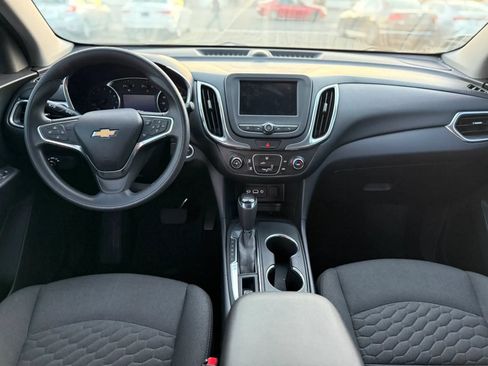 Used 2019 Chevrolet Equinox LT FWD image 17