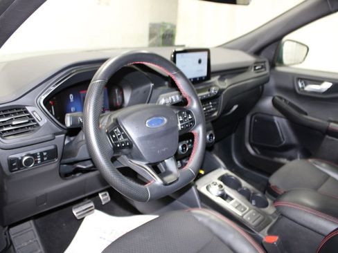 Used 2024 Ford Escape ST-Line image 16