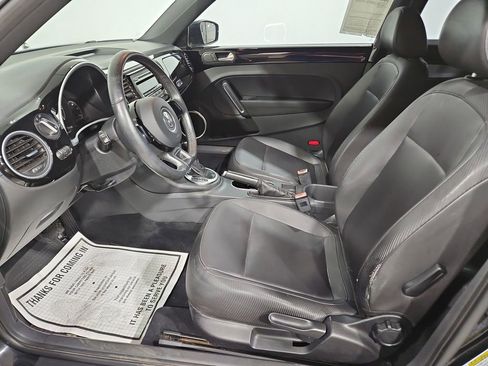 Used 2012 Volkswagen Beetle 2.5 image 9