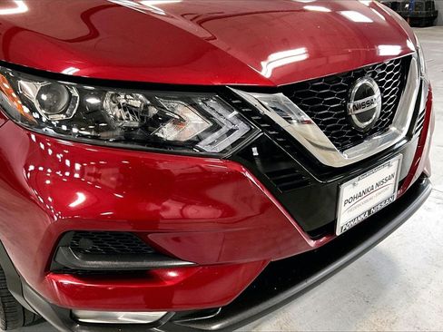 Certified 2022 Nissan Rogue Sport SV image 30