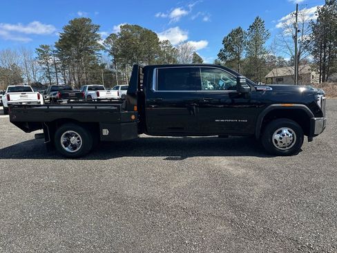 New 2026 GMC Sierra 3500 SLE w/ SLE Convenience Package AWD/4WD image 5