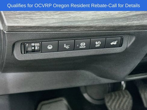 Used 2024 Nissan Ariya AWD image 10