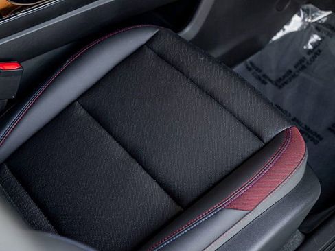 Used 2026 Chevrolet Equinox RS image 27