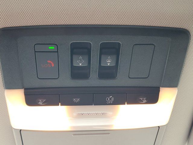 Certified 2022 Nissan Pathfinder SV w/ SV Premium Package AWD/4WD image 21