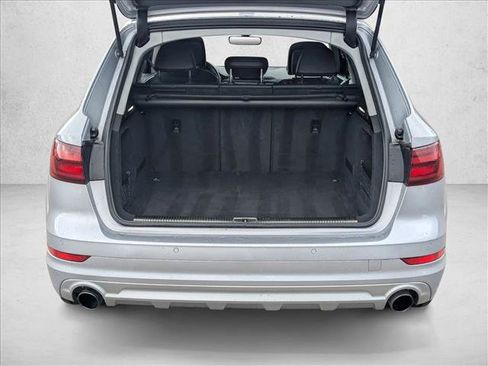 Used 2018 Audi A4 2.0T allroad Prestige w/ Prestige Package image 6