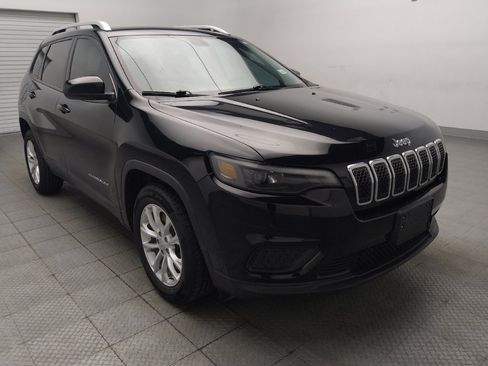 Used 2020 Jeep Cherokee Latitude FWD image 13