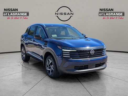 New 2026 Nissan Kicks SV FWD image 4