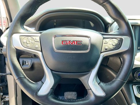 Used 2022 GMC Acadia SLT w/ Preferred Package AWD/4WD image 11