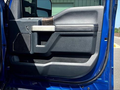 Used 2022 Ford F250 Lariat w/ Tremor Off-Road Package AWD/4WD image 18