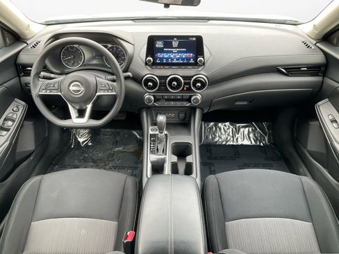Used 2024 Nissan Sentra SV image 10