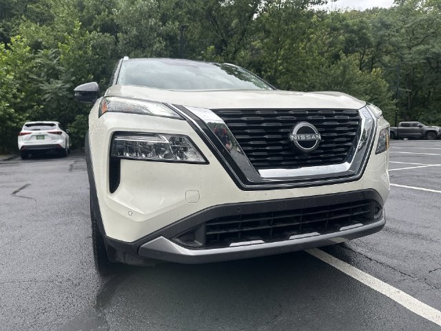 Used 2023 Nissan Rogue SL w/ SL Premium Package AWD/4WD image 18