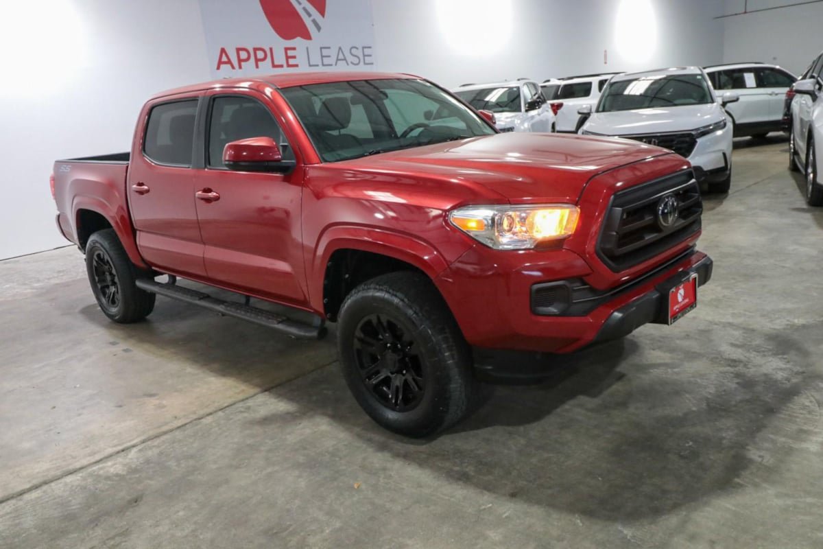Used 2022 Toyota Tacoma SR w/ SR Convenience Package RWD image 28