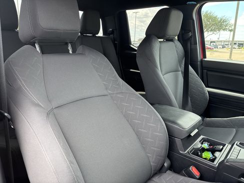 Used 2025 Toyota Tacoma SR RWD image 25