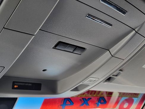 Used 2018 Chevrolet Tahoe LS image 24